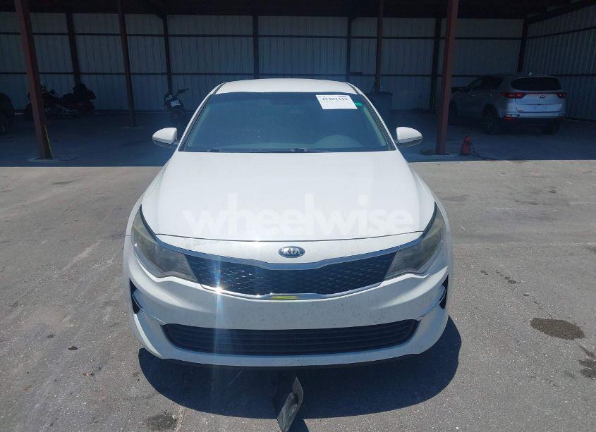Photo 12 of 2018 Kia Optima LX (VIN 5XXGT4L35JG251681)