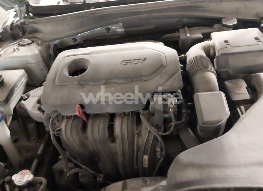 Photo 10 of 2018 Kia Optima LX (VIN 5XXGT4L35JG263409)