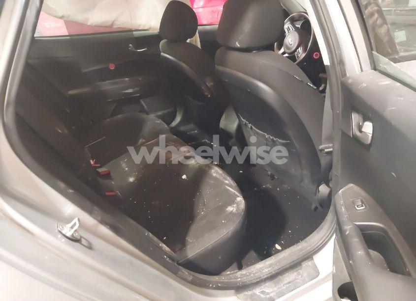 Photo 8 of 2018 Kia Optima LX (VIN 5XXGT4L35JG263409)