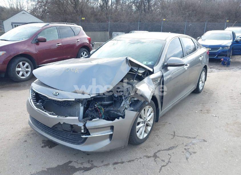 Photo 6 of 2018 Kia Optima LX (VIN 5XXGT4L35JG264477)