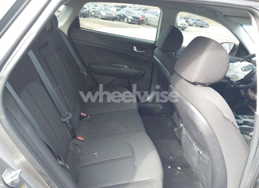 Photo 8 of 2018 Kia Optima LX (VIN 5XXGT4L35JG264477)