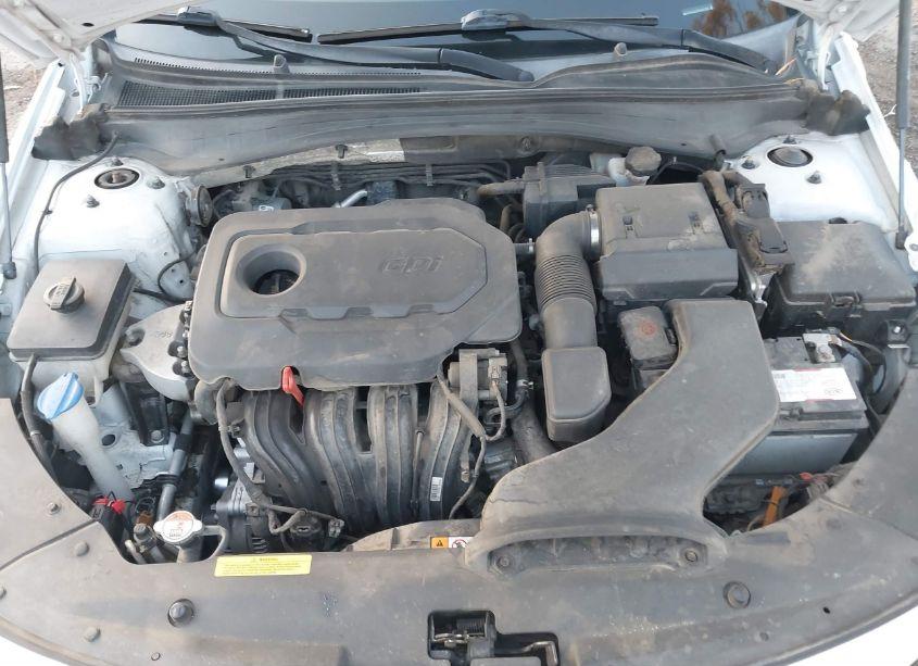 Photo 10 of 2018 Kia Optima LX (VIN 5XXGT4L35JG267766)