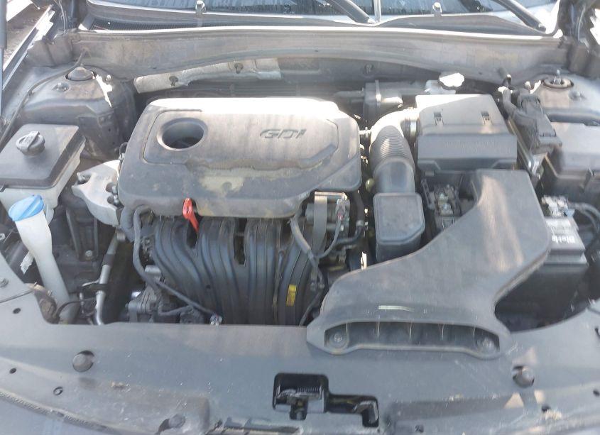 Photo 10 of 2019 Kia Optima LX (VIN 5XXGT4L35KG284651)