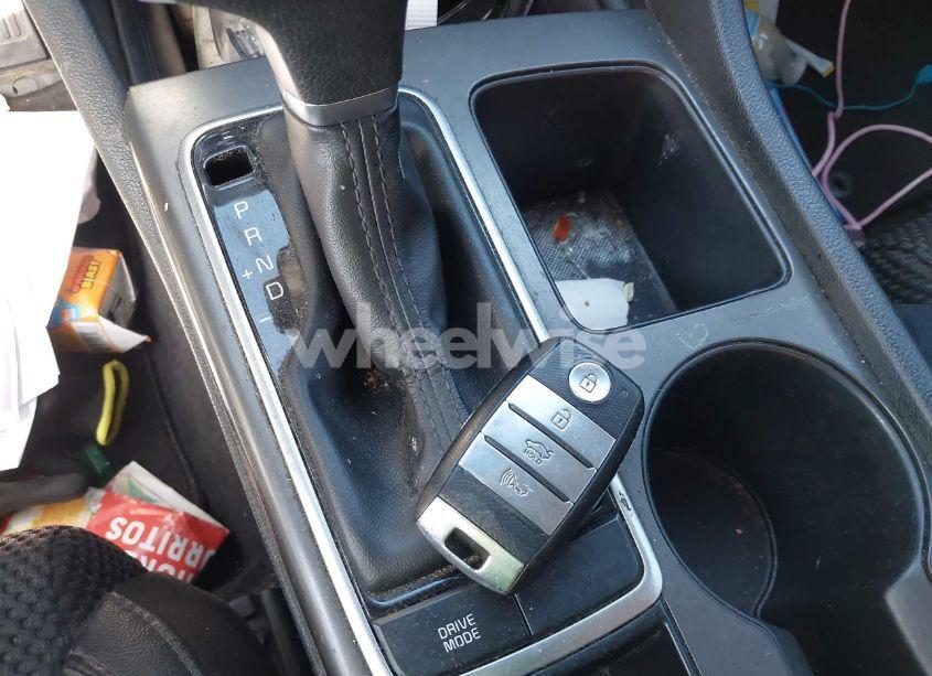 Photo 11 of 2019 Kia Optima S (VIN 5XXGT4L35KG288599)