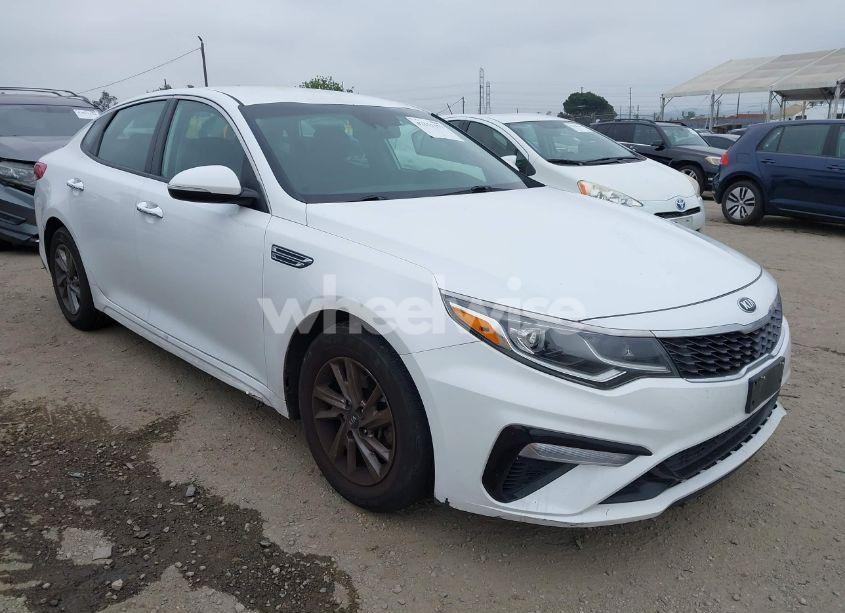 2019 Kia Optima LX (VIN 5XXGT4L35KG324274) main photo
