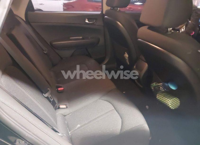 Photo 8 of 2019 Kia Optima LX (VIN 5XXGT4L35KG329510)