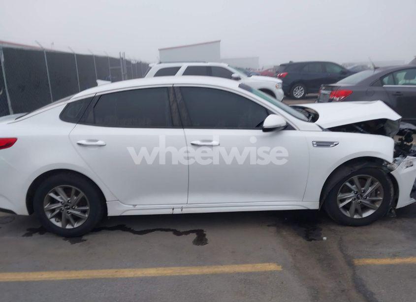 Photo 13 of 2019 Kia Optima LX (VIN 5XXGT4L35KG340751)