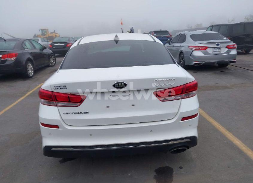 Photo 16 of 2019 Kia Optima LX (VIN 5XXGT4L35KG340751)