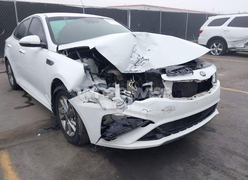 Photo 6 of 2019 Kia Optima LX (VIN 5XXGT4L35KG340751)