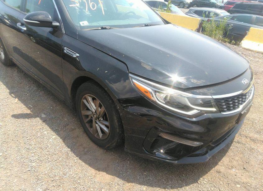 Photo 18 of 2019 Kia Optima LX (VIN 5XXGT4L35KG340815)