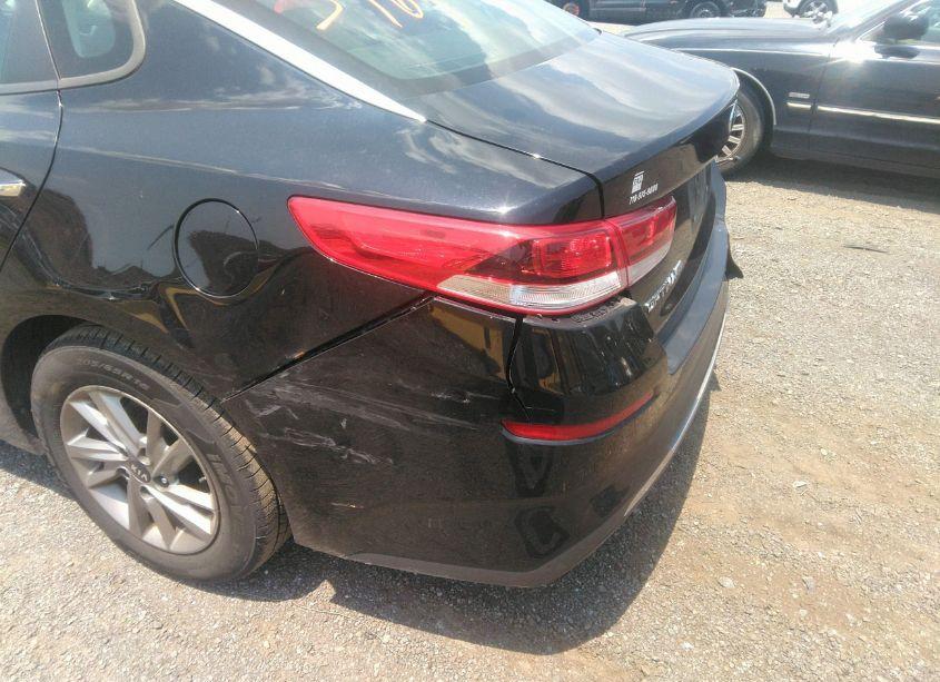 Photo 21 of 2019 Kia Optima LX (VIN 5XXGT4L35KG340815)