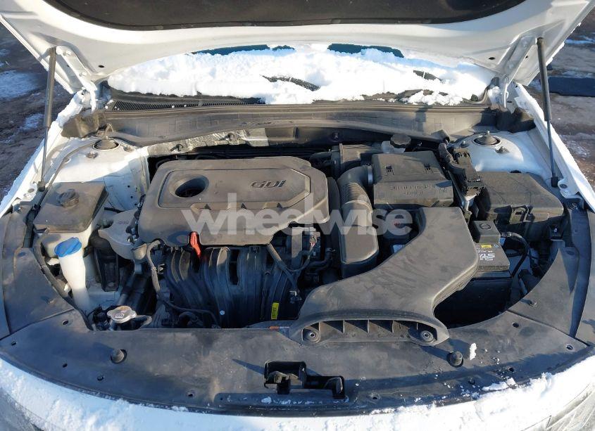 Photo 10 of 2019 Kia Optima S (VIN 5XXGT4L35KG352821)