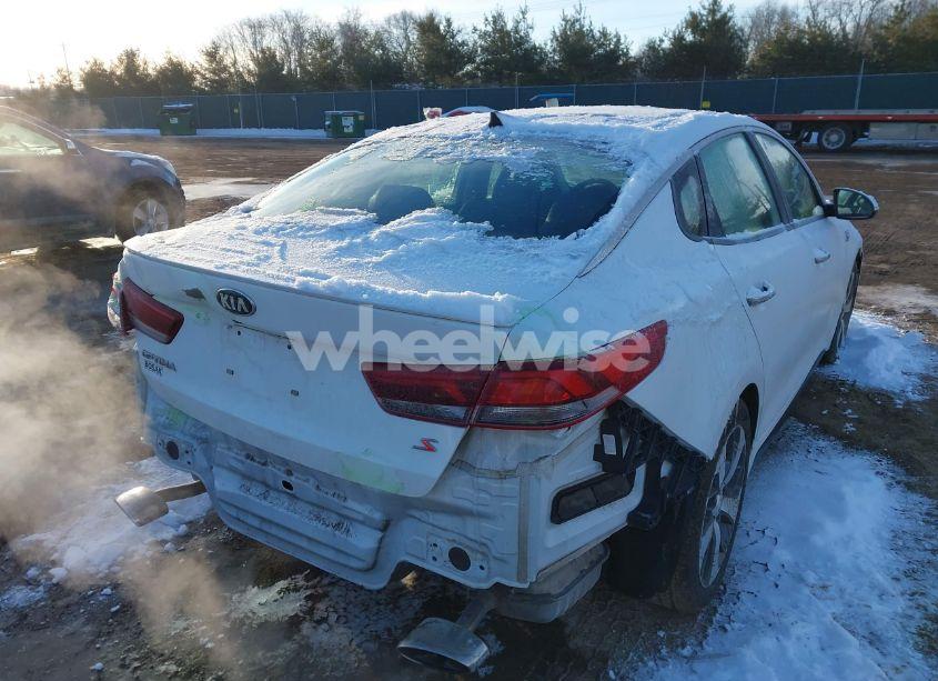 Photo 4 of 2019 Kia Optima S (VIN 5XXGT4L35KG352821)