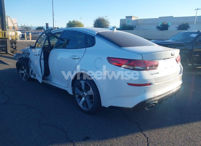 Photo 3 of 2019 Kia Optima LX/S (VIN 5XXGT4L35KG353970)