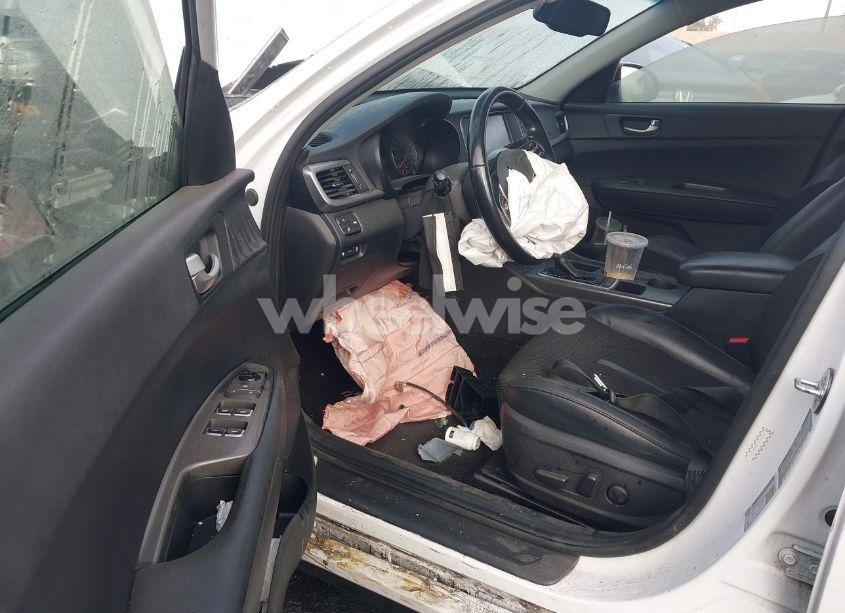 Photo 5 of 2019 Kia Optima LX/S (VIN 5XXGT4L35KG353970)