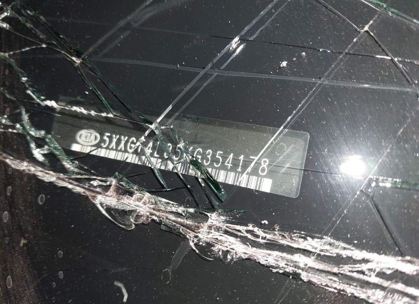 Photo 9 of 2019 Kia Optima LX (VIN 5XXGT4L35KG354178)