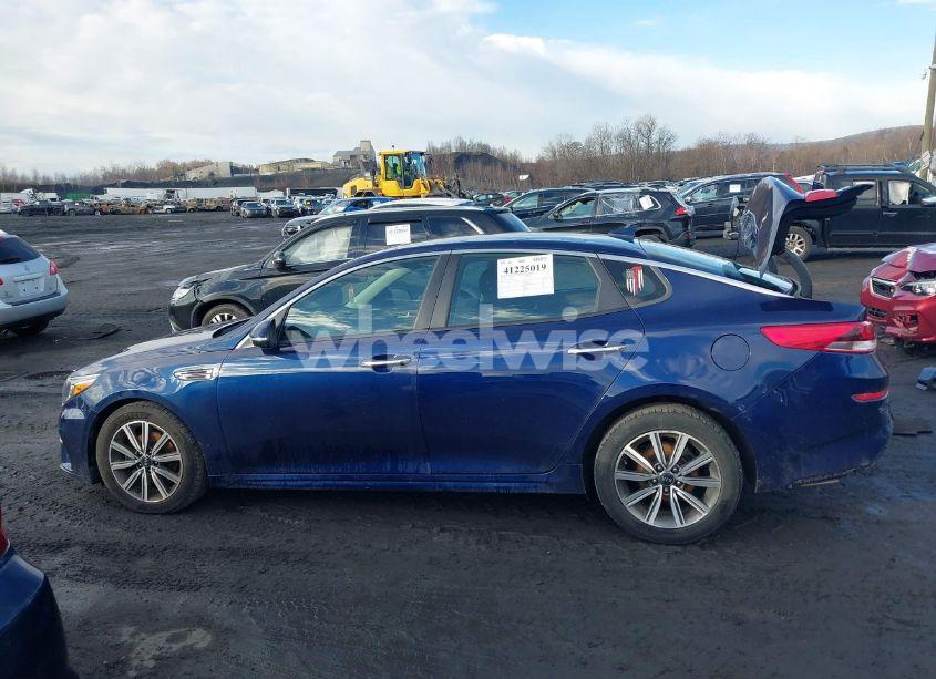 Photo 14 of 2019 Kia Optima LX (VIN 5XXGT4L35KG359784)