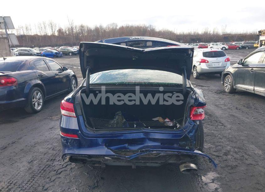 Photo 16 of 2019 Kia Optima LX (VIN 5XXGT4L35KG359784)