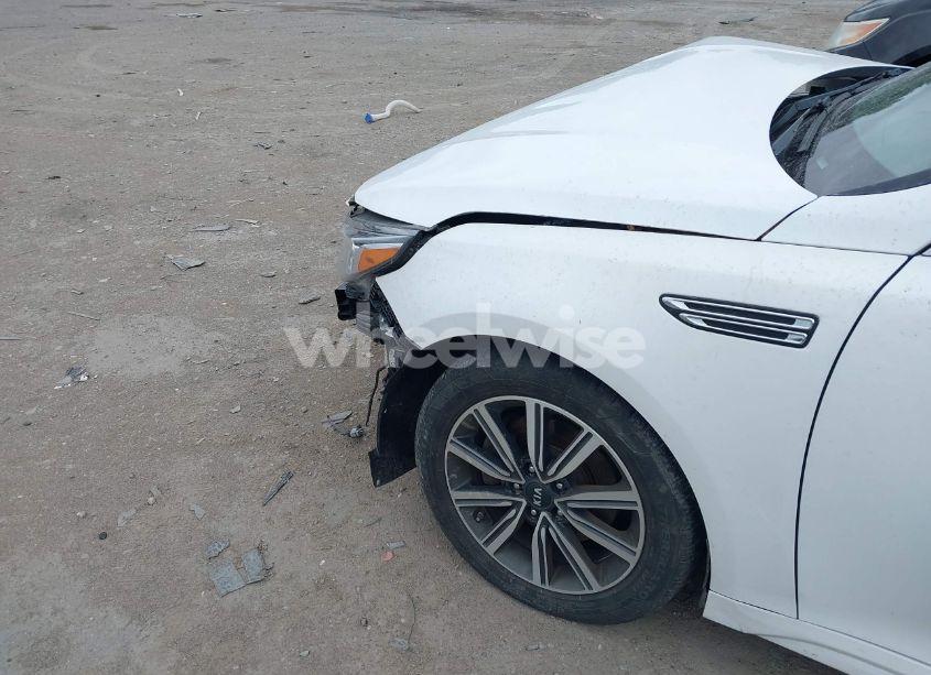 Photo 6 of 2019 Kia Optima LX (VIN 5XXGT4L35KG359834)