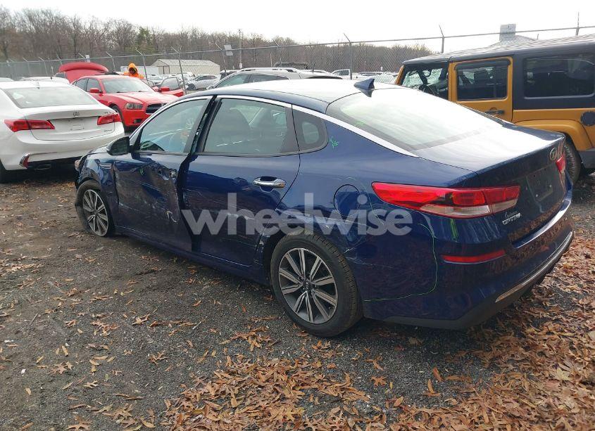 Photo 3 of 2019 Kia Optima LX (VIN 5XXGT4L35KG363141)
