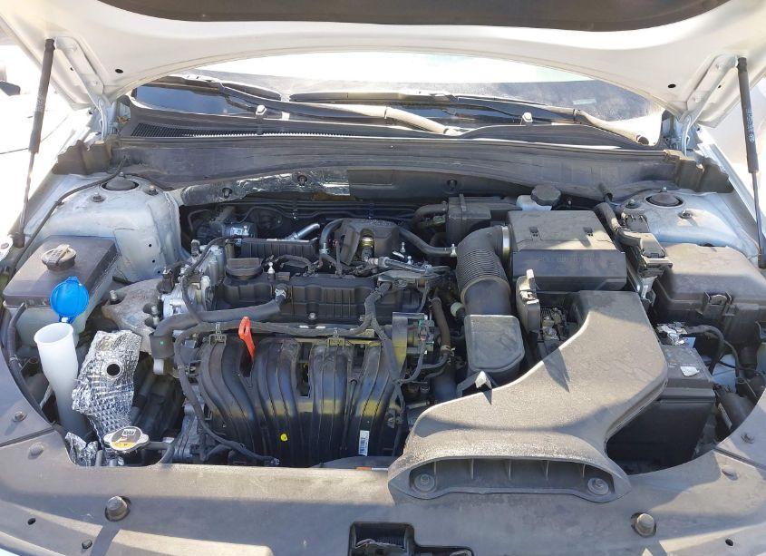 Photo 10 of 2019 Kia Optima LX (VIN 5XXGT4L35KG367562)