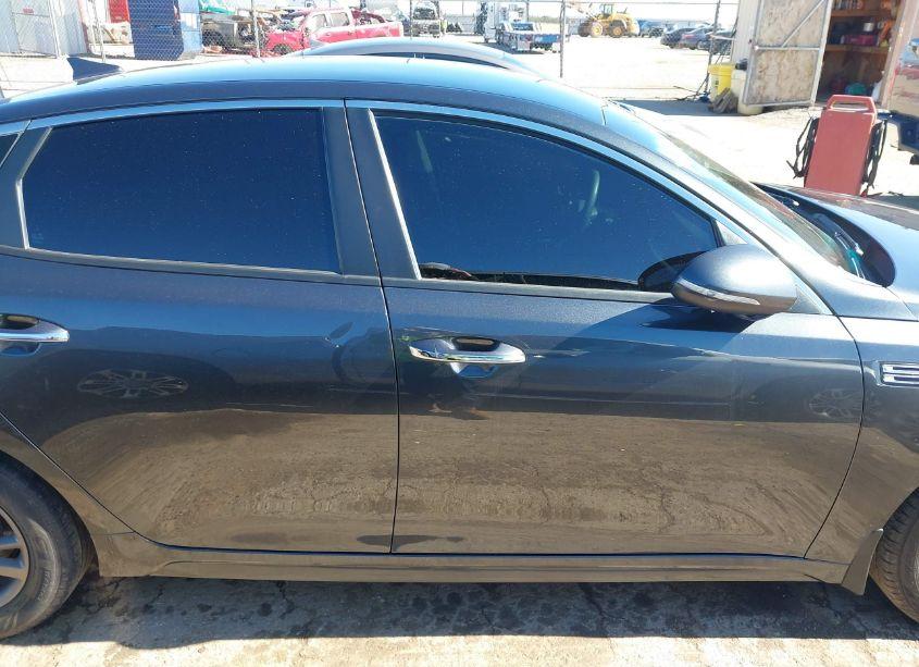 Photo 14 of 2019 Kia Optima LX (VIN 5XXGT4L35KG378397)