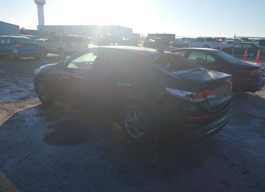 Photo 3 of 2020 Kia Optima LX (VIN 5XXGT4L35LG396528)
