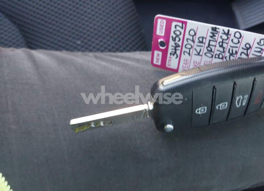 Photo 11 of 2020 Kia Optima LX/S/SE (VIN 5XXGT4L35LG398926)