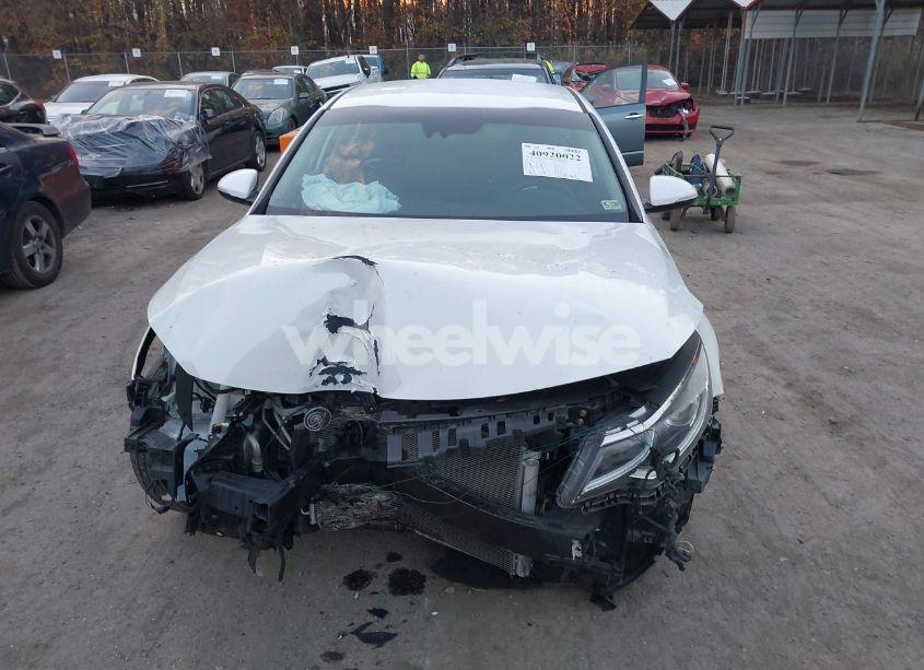 Photo 11 of 2020 Kia Optima LX (VIN 5XXGT4L35LG402764)