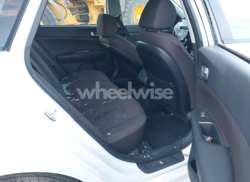 Photo 8 of 2020 Kia Optima LX (VIN 5XXGT4L35LG402764)