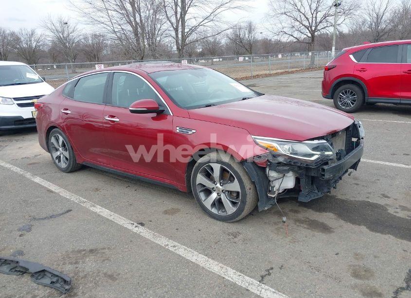 2020 Kia Optima S (VIN 5XXGT4L35LG405454) main photo