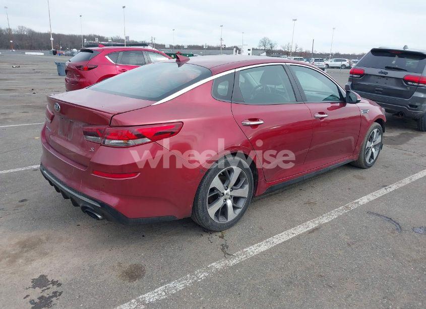 Photo 4 of 2020 Kia Optima S (VIN 5XXGT4L35LG405454)