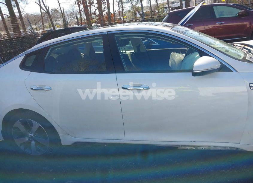 Photo 12 of 2020 Kia Optima S (VIN 5XXGT4L35LG420486)