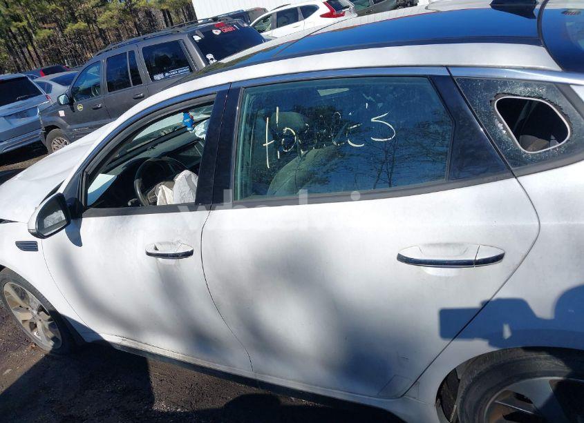 Photo 13 of 2020 Kia Optima S (VIN 5XXGT4L35LG420486)