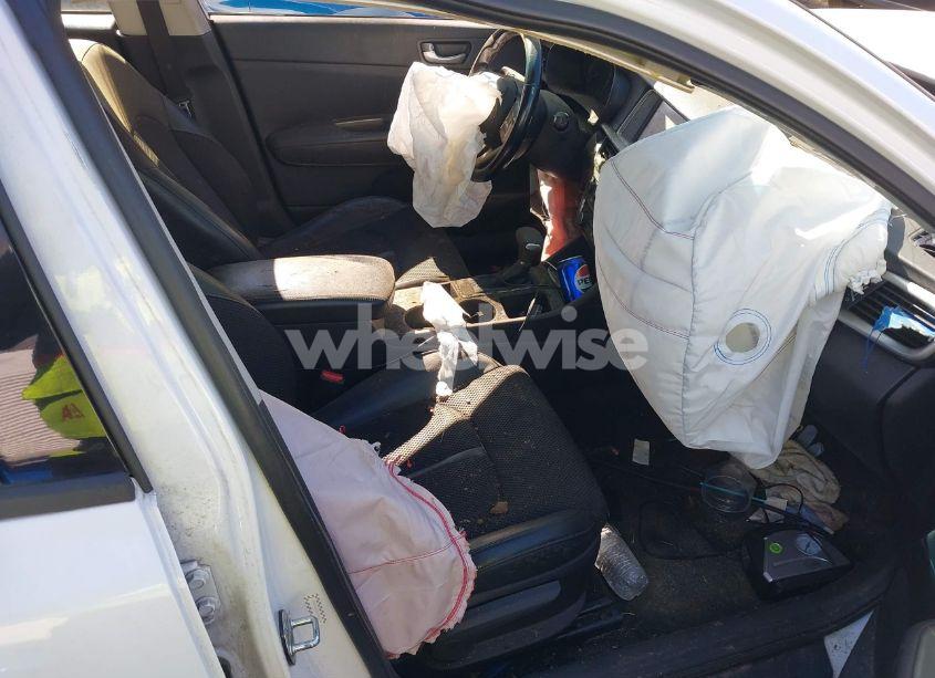 Photo 5 of 2020 Kia Optima S (VIN 5XXGT4L35LG420486)