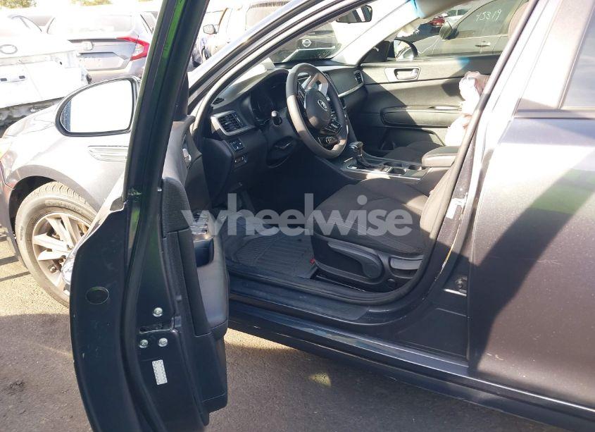 Photo 5 of 2020 Kia Optima LX (VIN 5XXGT4L35LG431309)