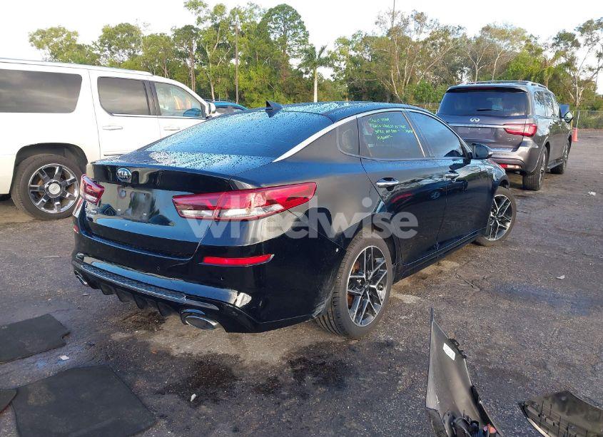 Photo 4 of 2020 Kia Optima SE (VIN 5XXGT4L35LG441001)