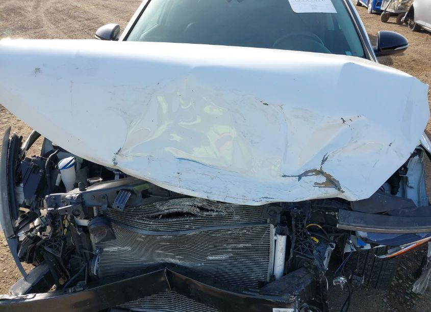 Photo 10 of 2020 Kia Optima SE (VIN 5XXGT4L35LG444321)