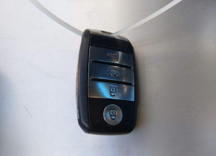 Photo 11 of 2020 Kia Optima SE (VIN 5XXGT4L35LG446103)