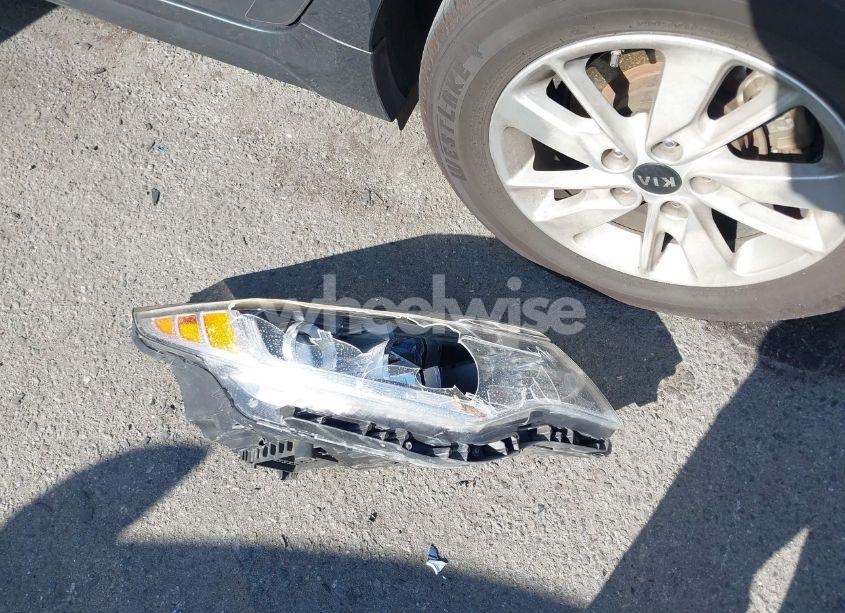 Photo 12 of 2016 Kia Optima LX (VIN 5XXGT4L36GG006669)