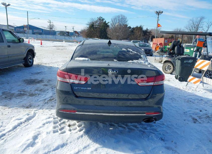 Photo 16 of 2016 Kia Optima LX (VIN 5XXGT4L36GG023746)