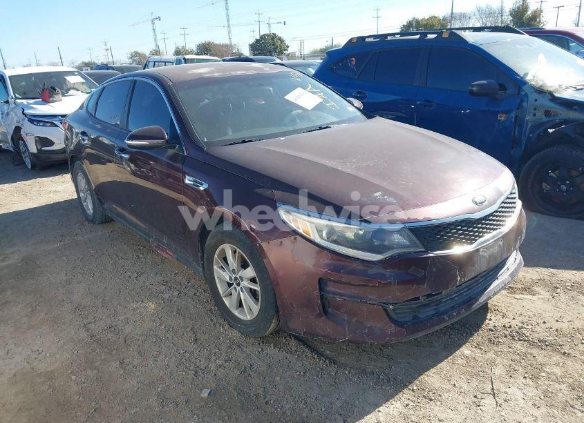 2016 Kia Optima LX (VIN 5XXGT4L36GG024119) main photo