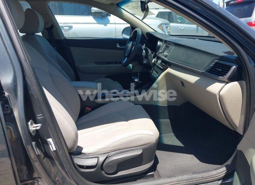 Photo 5 of 2016 Kia Optima LX (VIN 5XXGT4L36GG024394)