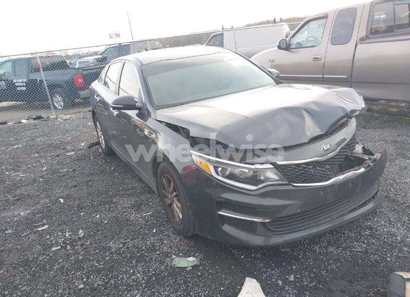 2016 Kia Optima LX (VIN 5XXGT4L36GG027053) main photo