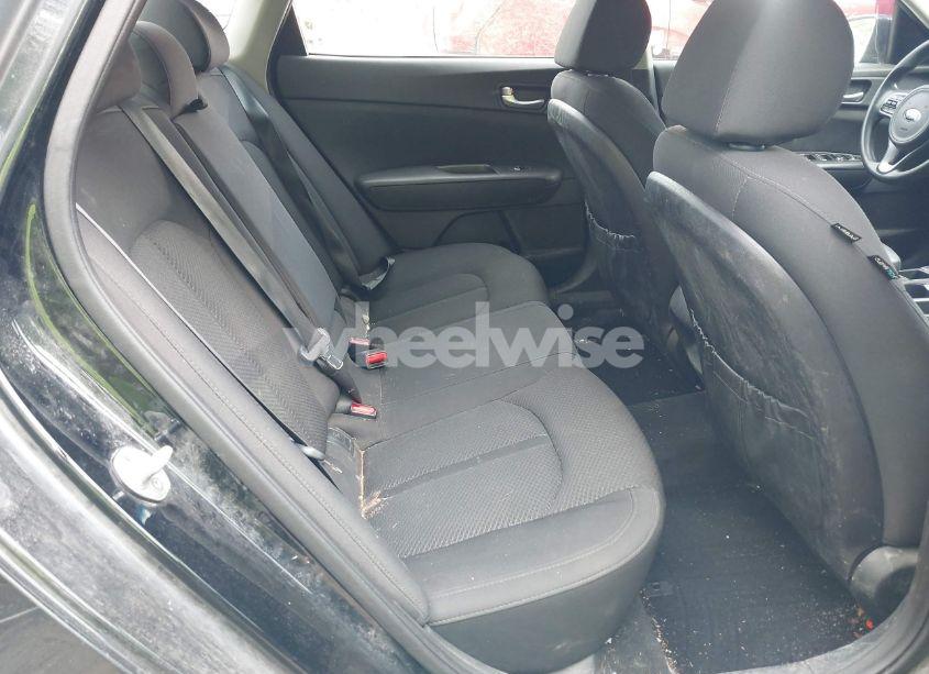 Photo 8 of 2016 Kia Optima LX (VIN 5XXGT4L36GG034522)