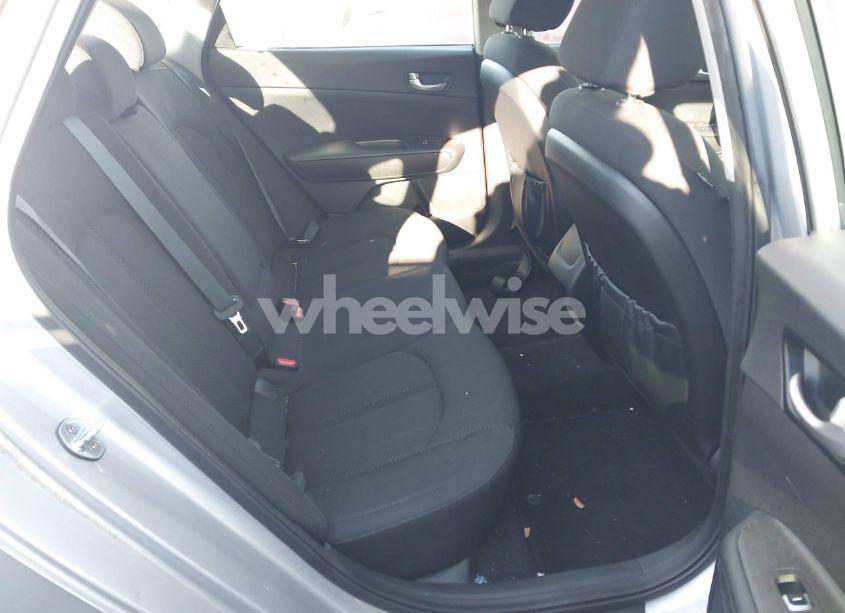 Photo 8 of 2016 Kia Optima LX (VIN 5XXGT4L36GG060456)