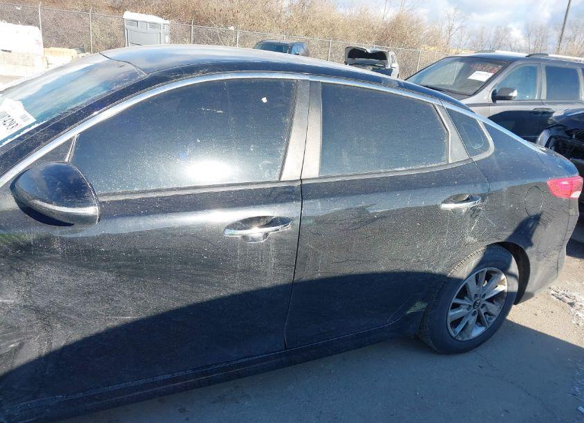 Photo 15 of 2016 Kia Optima LX (VIN 5XXGT4L36GG087477)