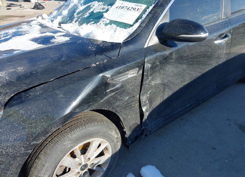 Photo 19 of 2016 Kia Optima LX (VIN 5XXGT4L36GG087477)