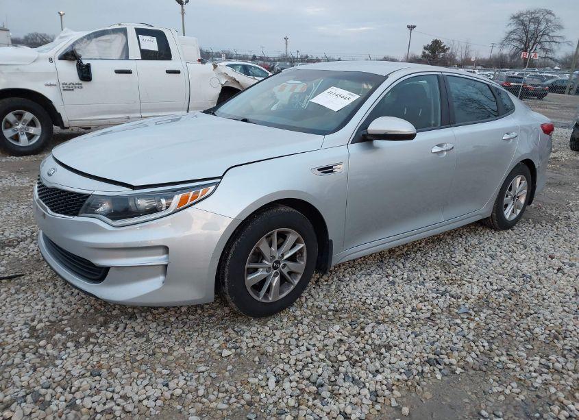 Photo 2 of 2016 Kia Optima LX (VIN 5XXGT4L36GG093733)