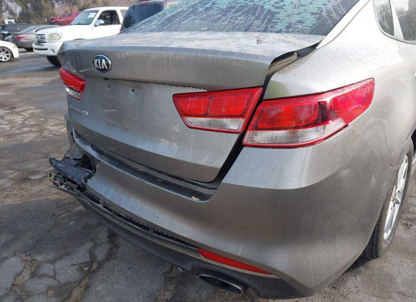 Photo 12 of 2016 Kia Optima LX (VIN 5XXGT4L36GG101412)